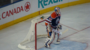 Edmonton Oilers #40 Devan Dubnyk. Photo taken by Kaz Andrew in 2013.